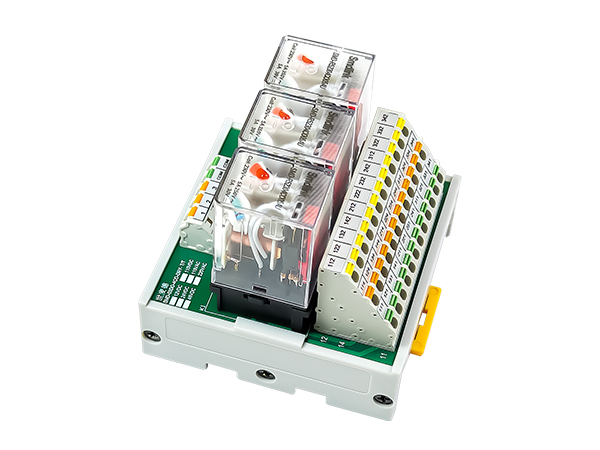 直插式4CO繼電器模組 直插式4CO繼電器模組